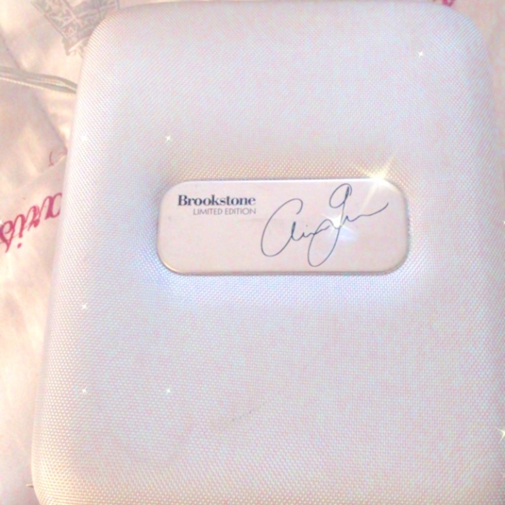 Limited edition Ariana grande headphones